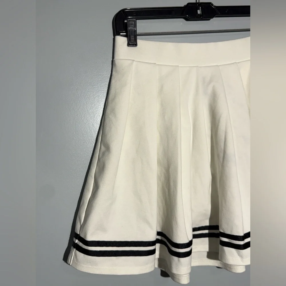 Wild Fable White Skater Skirt with‎ Black Stripes